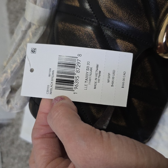 Coach Tabby Shoulder Bag 20 w/ Quilting Chain, Leather Straps Loved Leather - Picture 9 of 16